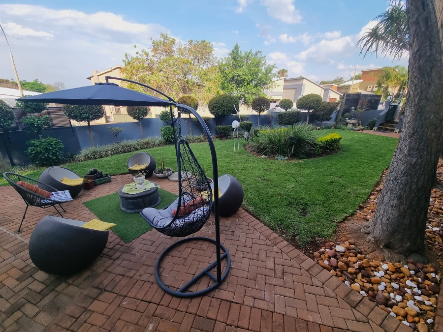 4 Bedroom Property for Sale in Boschdal North West